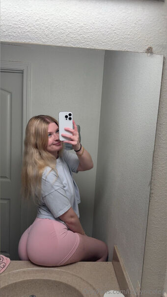 izzyynicolee Nagie Wycieki OnlyFans Zdjęcie 22