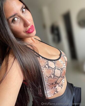 jade_loverose