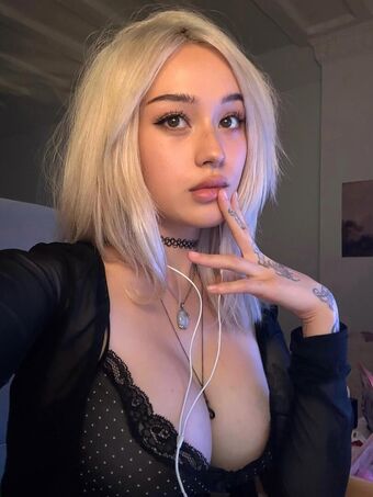 JadeyAnh