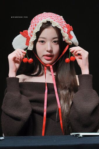 Jang Won-young