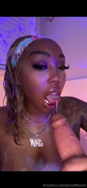 jansdifferent Nagie Wycieki OnlyFans Zdjęcie 3