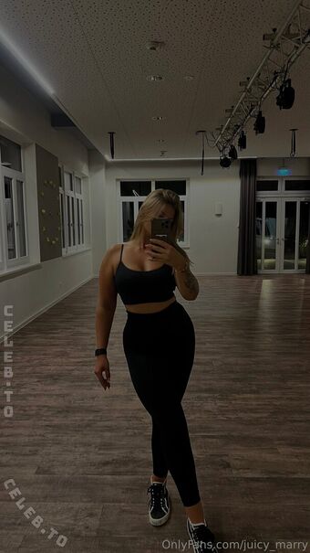 juicy_marry Nagie Wycieki OnlyFans Zdjęcie 32