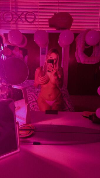 Kara.C Nagie Wycieki OnlyFans Zdjęcie 21