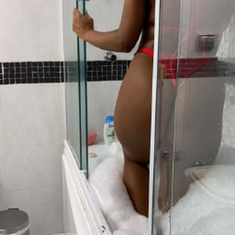 Karoline Coutinho