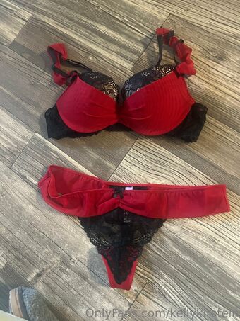 kellylilred Nagie Wycieki OnlyFans Zdjęcie 18