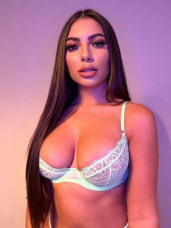 kenza01
