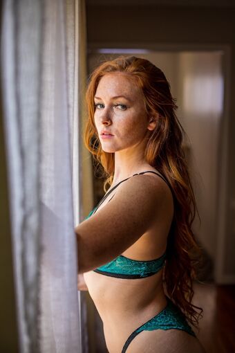 Leslie Nagie Wycieki OnlyFans Zdjęcie 6
