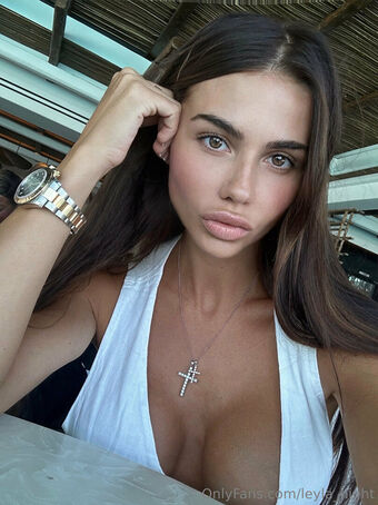 leyla_night