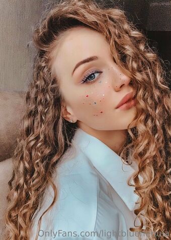 lightbluenebula Nagie Wycieki OnlyFans Zdjęcie 17