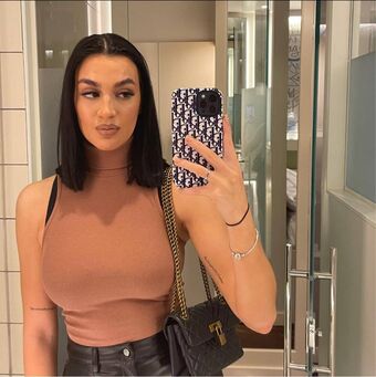 Lilly Walker Nagie Wycieki OnlyFans Zdjęcie 1