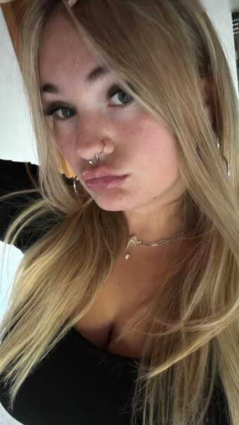 Lizzy_Cherry Nagie Wycieki OnlyFans Zdjęcie 23