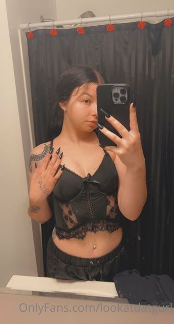 lookatdatgurl