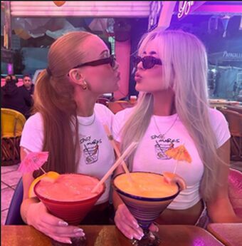 Mackenzie Carson Nagie Wycieki OnlyFans Zdjęcie 25