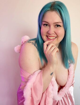 maedi Nagie Wycieki OnlyFans Zdjęcie 2