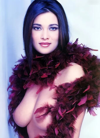 Manuela Arcuri