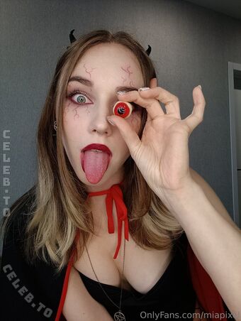 Mia Pixel Nagie Wycieki OnlyFans Zdjęcie 18