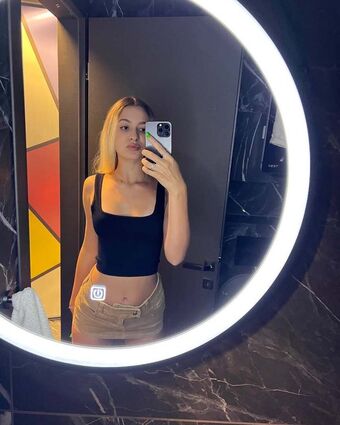 Micaela Nagie Wycieki OnlyFans Zdjęcie 6