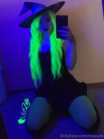 miezute Nagie Wycieki OnlyFans Zdjęcie 43