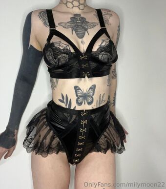 millymoon23