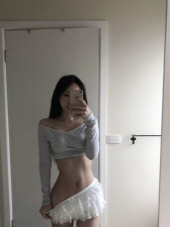 mina Nagie Wycieki OnlyFans Zdjęcie 12