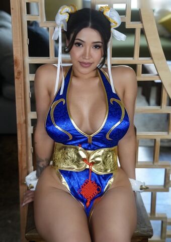 Minitinah OF Nagie Wycieki OnlyFans Zdjęcie 1