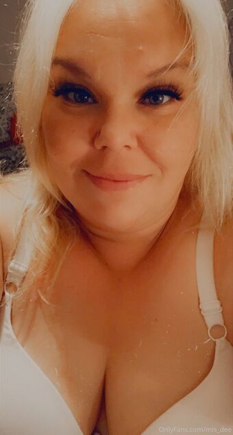 mis_dee Nagie Wycieki OnlyFans Zdjęcie 5