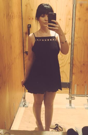 MissGLaDOS / dieamelie_