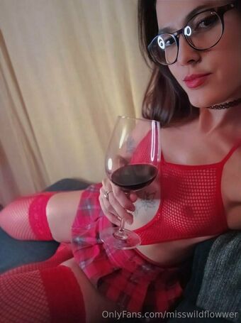 misswildflowwer Nagie Wycieki OnlyFans Zdjęcie 9