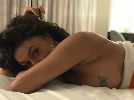 Mixedhotchick Nagie Wycieki OnlyFans Zdjęcie 14