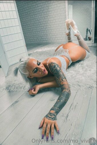 mo_vivike