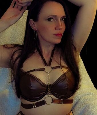 Molly Nova