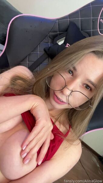 MollyGlow