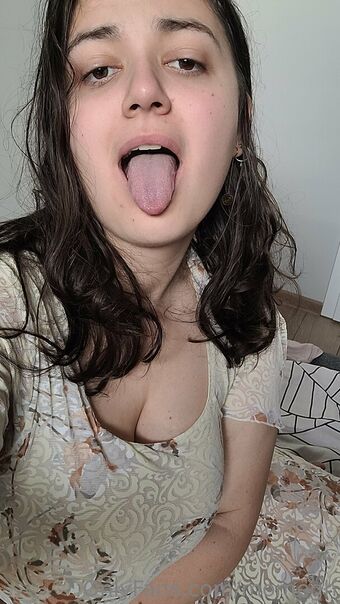 momegh Nagie Wycieki OnlyFans Zdjęcie 15