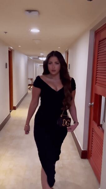 Mona Farouk Nagie Wycieki OnlyFans Zdjęcie 8