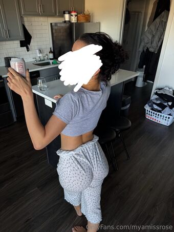 myamissrose Nagie Wycieki OnlyFans Zdjęcie 1