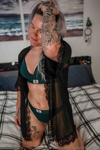 naughtybubbles1223