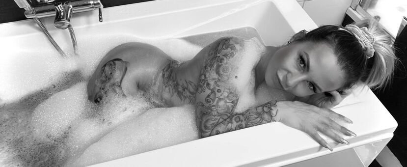 Neelie Inked Nagie Wycieki OnlyFans Zdjęcie 9