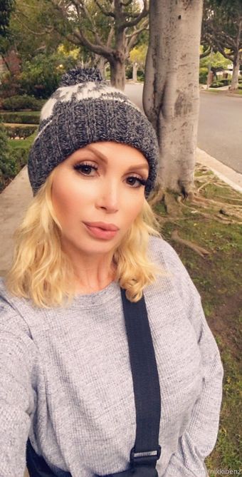 nikkibenz