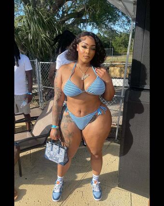 Only1_lexx