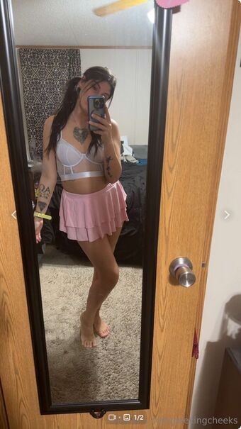 PeekingCheeks Nagie Wycieki OnlyFans Zdjęcie 2