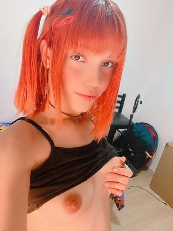 Petitlari Nagie Wycieki OnlyFans Zdjęcie 10