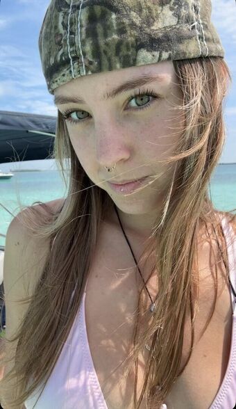 Peyton Coffe Nagie Wycieki OnlyFans Zdjęcie 2