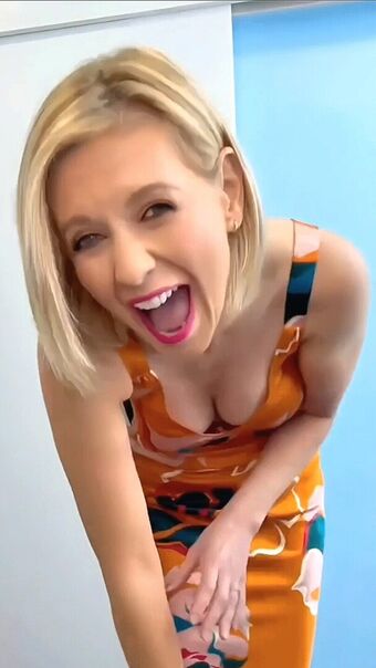 Rachel Riley