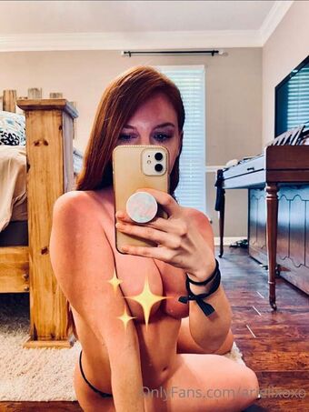 Radia Nagie Wycieki OnlyFans Zdjęcie 15