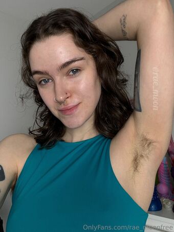 rae_moonfree
