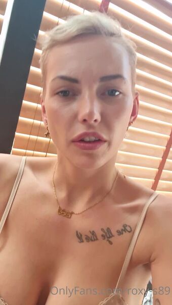 Roxy S89 Nagie Wycieki OnlyFans Zdjęcie 9