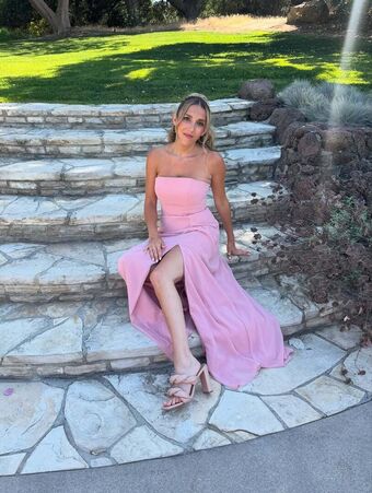 Roxy Striar