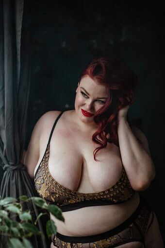 Ruby Roxx