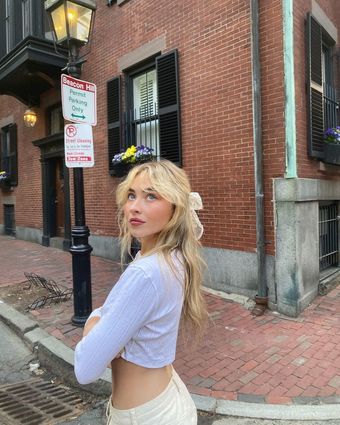 Sabrina-carpenter