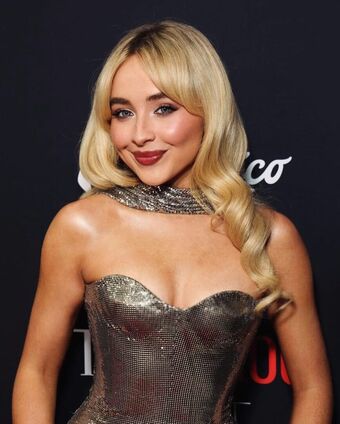 Sabrina-carpenter
